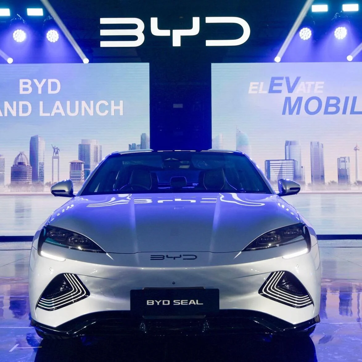 BYD vs Huawei: Trash talking by China’s EV giants highlights pressures at heart of world’s biggest car market IMAGE