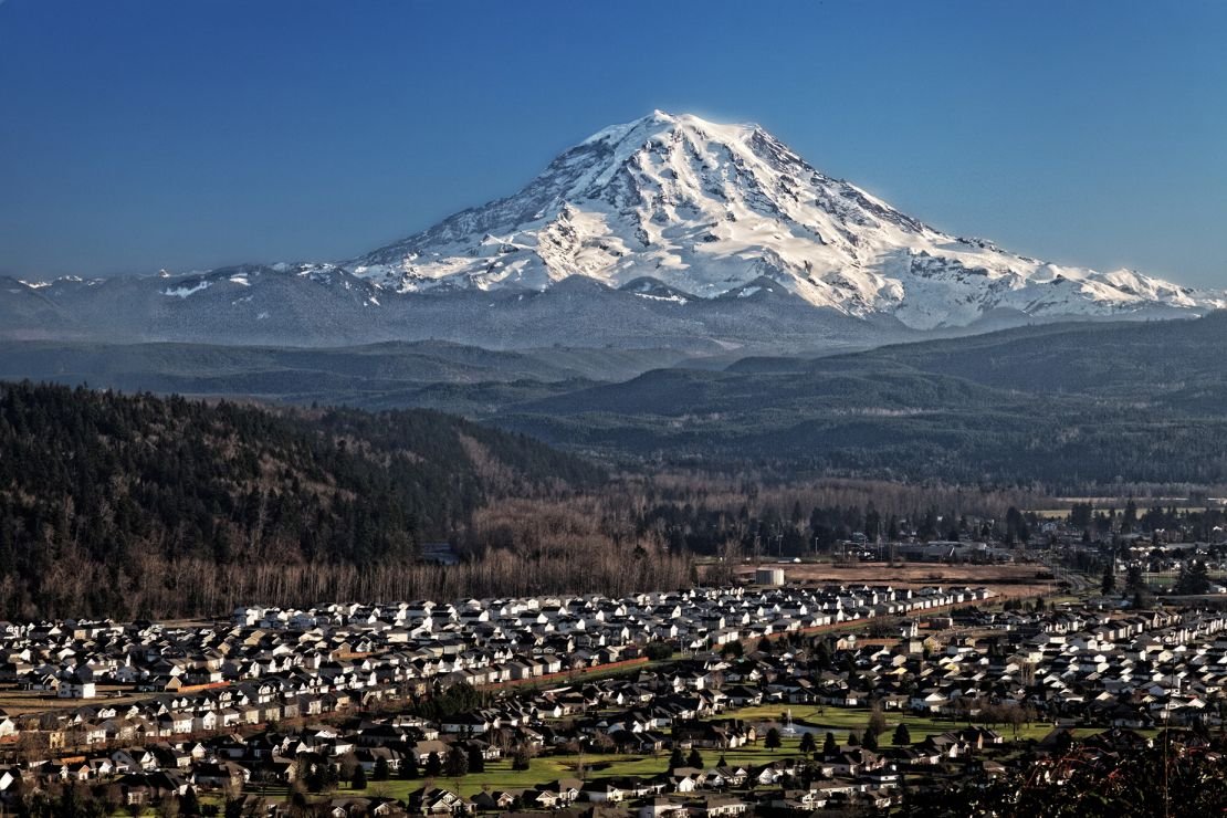 Why Mount Rainier is the US volcano keeping scientists up at night | CNN IMAGE